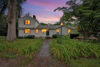 20 Brentwood Dr, Dudley, MA 01571