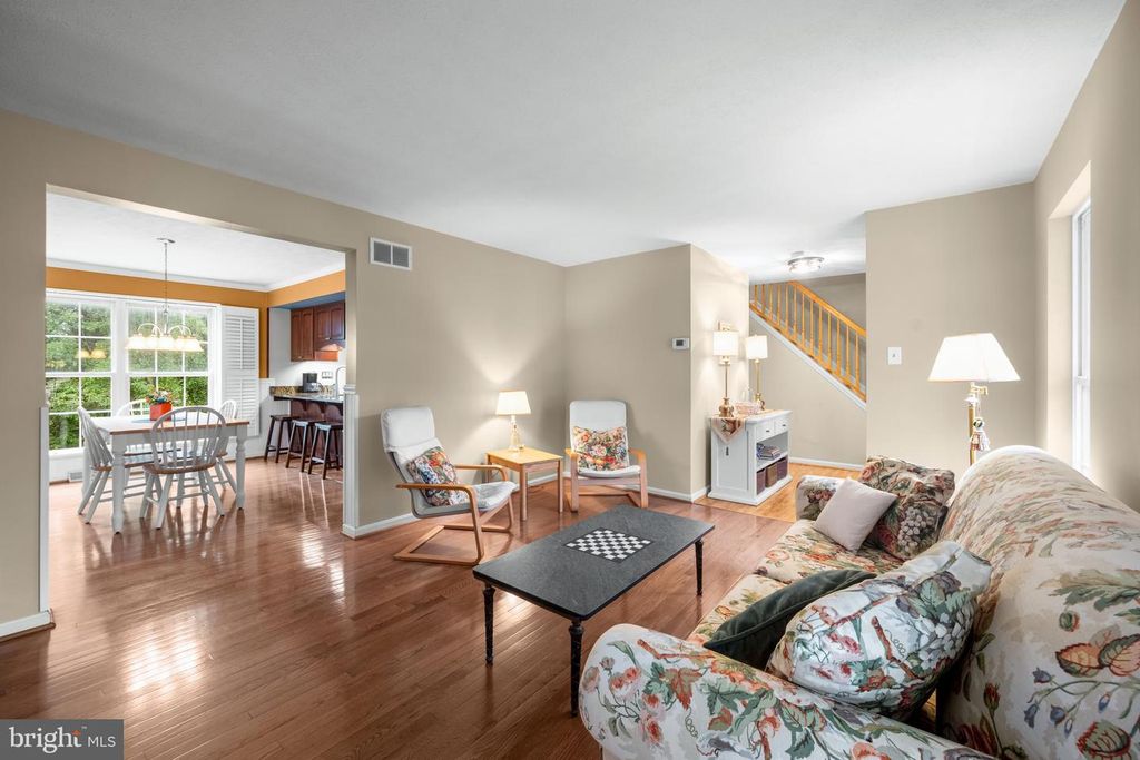 Image 4 of property listing at 6569 TYDINGS RD, Eldersburg, MD 21784