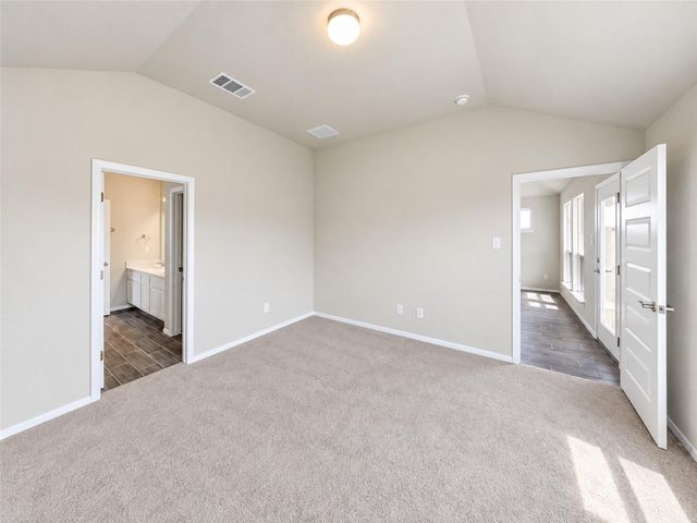 136 Thunder Oak ST, San Marcos, TX 78666