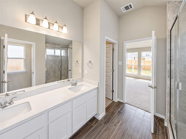 136 Thunder Oak ST, San Marcos, TX 78666