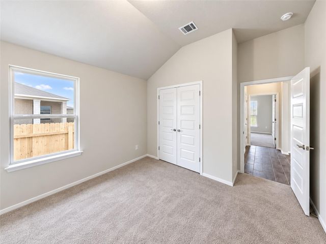 136 Thunder Oak ST, San Marcos, TX 78666