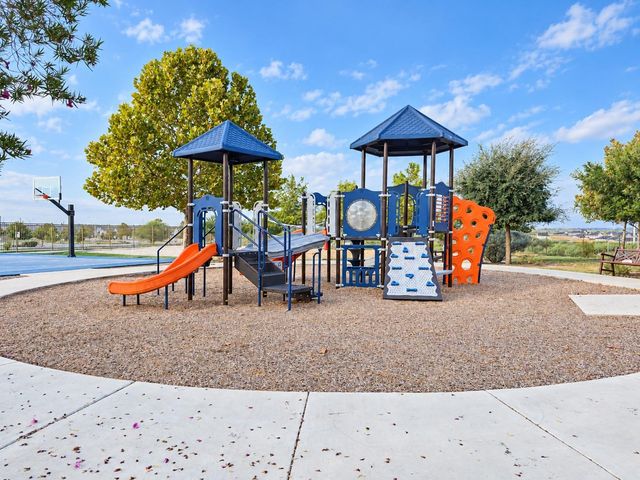 136 Thunder Oak ST, San Marcos, TX 78666