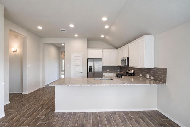 136 Thunder Oak ST, San Marcos, TX 78666