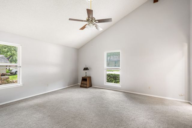 3320 Pin Oak Lane, Bedford, TX 76021
