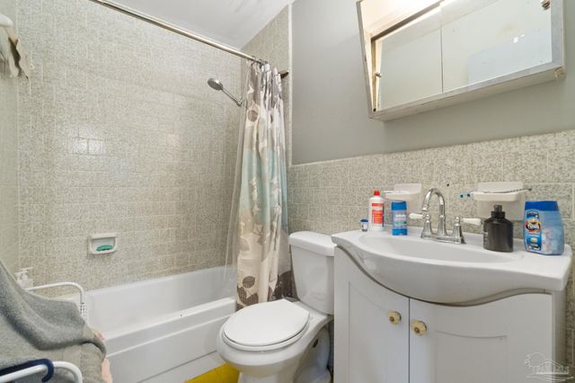 2906 W Moreno St, Pensacola, FL 32505