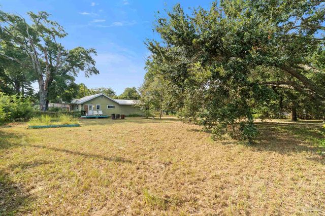 2906 W Moreno St, Pensacola, FL 32505
