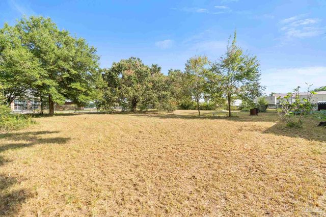 2906 W Moreno St, Pensacola, FL 32505