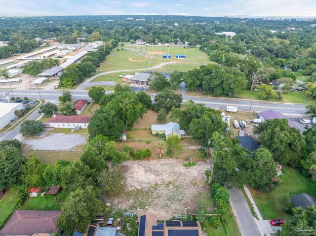 2906 W Moreno St, Pensacola, FL 32505