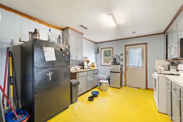 2906 W Moreno St, Pensacola, FL 32505