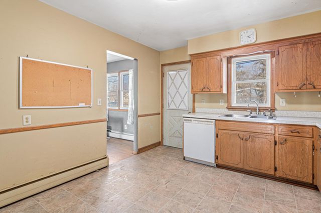 7856 Florida Circle N, Brooklyn Park, MN 55445