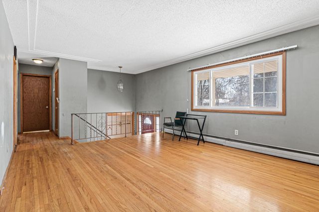 7856 Florida Circle N, Brooklyn Park, MN 55445