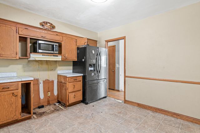 7856 Florida Circle N, Brooklyn Park, MN 55445