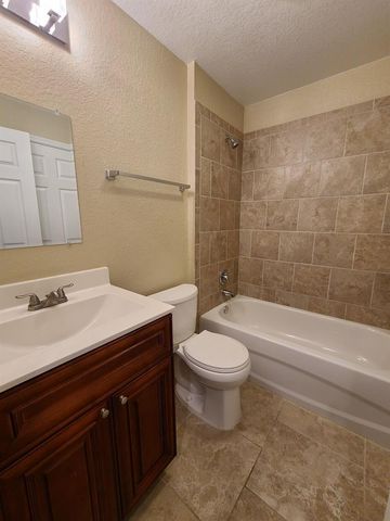 1952 Flamingo Place, West Palm Beach, FL 33404