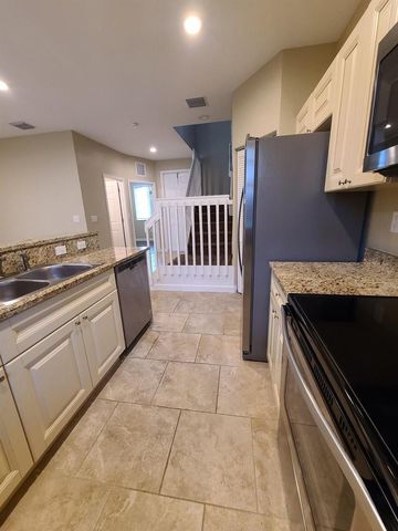 1952 Flamingo Place, West Palm Beach, FL 33404