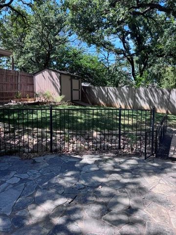 3700 Pelican Court, Arlington, TX 76016
