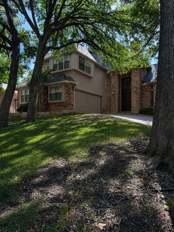 3700 Pelican Court, Arlington, TX 76016