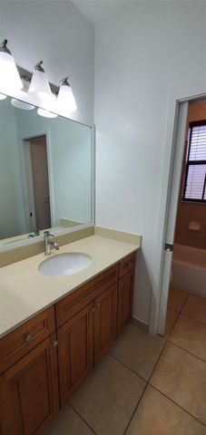 4625 NW 58th Street, Tamarac, FL 33319