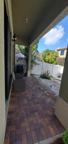 4625 NW 58th Street, Tamarac, FL 33319