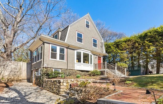 11 Lincoln St, Arlington, MA 02476