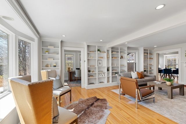 11 Lincoln St, Arlington, MA 02476