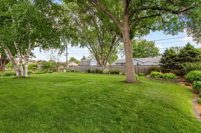 3290 147th Street W, Rosemount, MN 55068