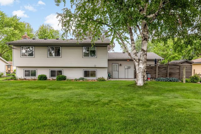 3290 147th Street W, Rosemount, MN 55068