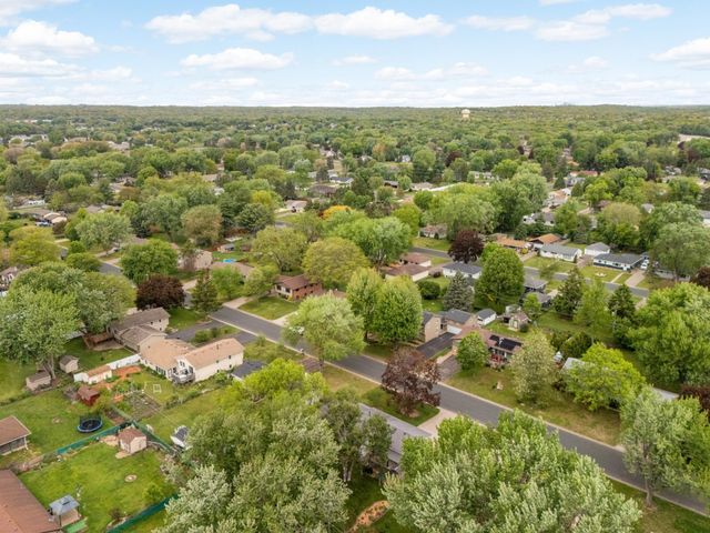 3290 147th Street W, Rosemount, MN 55068