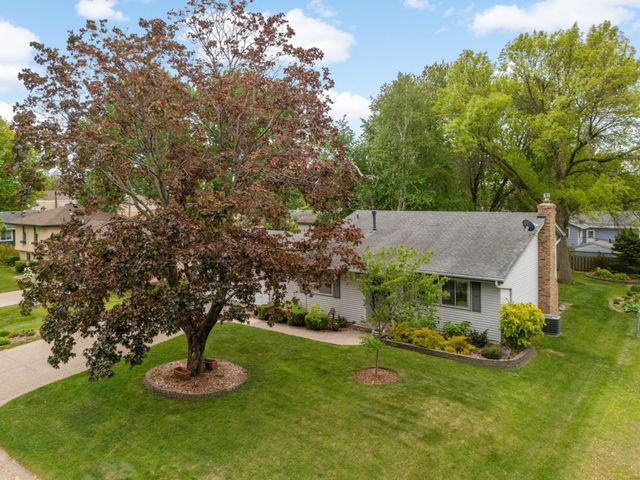 3290 147th Street W, Rosemount, MN 55068
