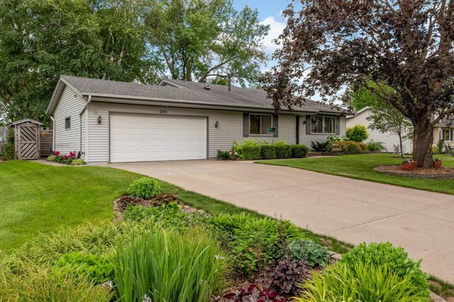 3290 147th Street W, Rosemount, MN 55068