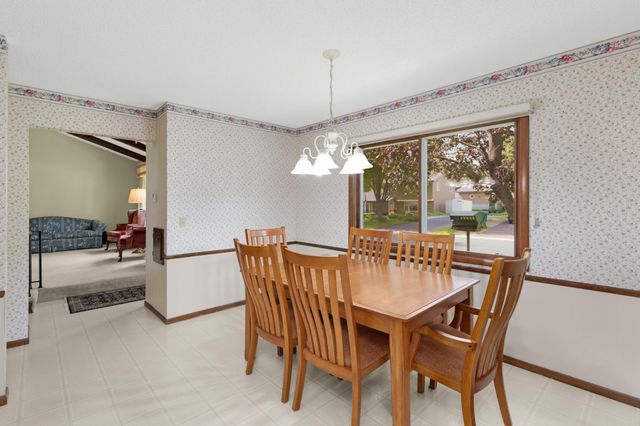 3290 147th Street W, Rosemount, MN 55068
