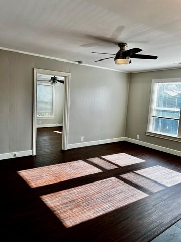 2411 Truxillo Street, Houston, TX 77004