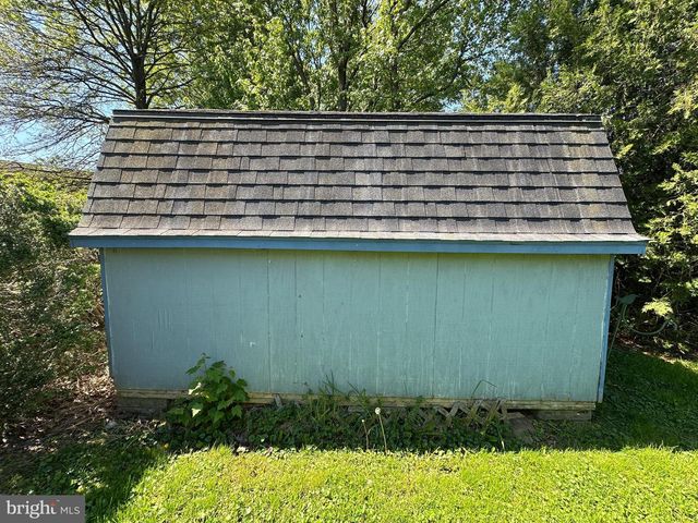 120 CHANCELLOR DRIVE, Chambersburg, PA 17201