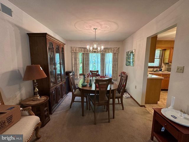 120 CHANCELLOR DRIVE, Chambersburg, PA 17201