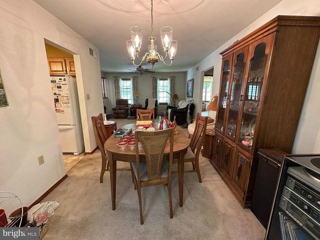 120 CHANCELLOR DRIVE, Chambersburg, PA 17201