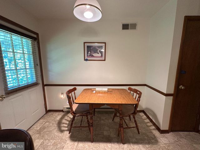 120 CHANCELLOR DRIVE, Chambersburg, PA 17201