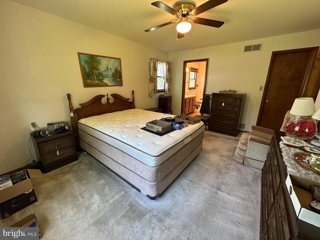 120 CHANCELLOR DRIVE, Chambersburg, PA 17201