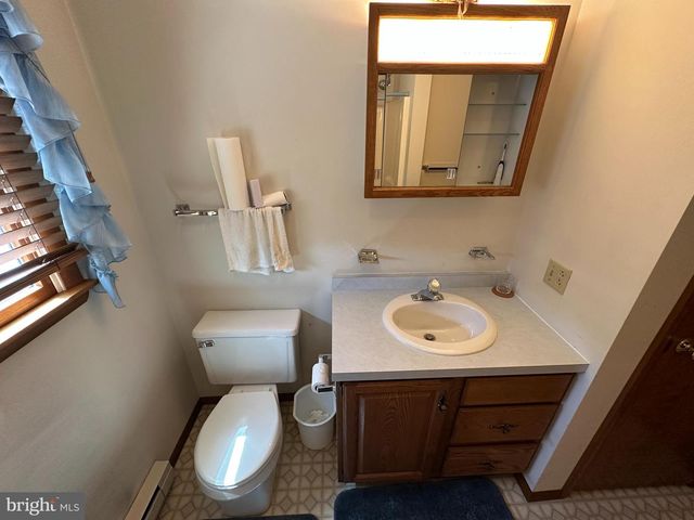 120 CHANCELLOR DRIVE, Chambersburg, PA 17201