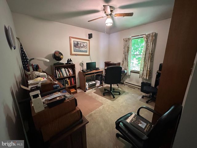 120 CHANCELLOR DRIVE, Chambersburg, PA 17201