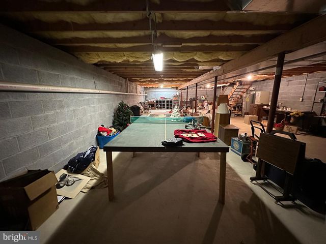 120 CHANCELLOR DRIVE, Chambersburg, PA 17201
