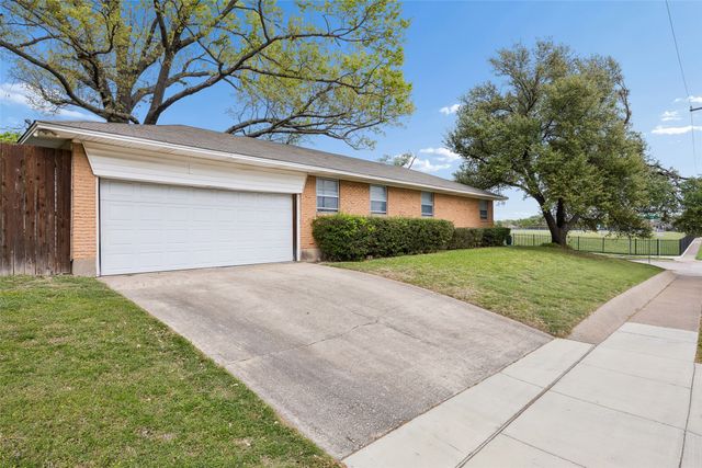 635 Classen Drive, Dallas, TX 75218