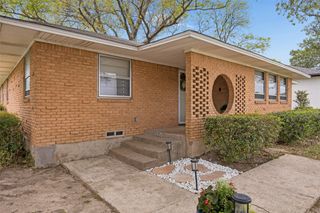 635 Classen Drive, Dallas, TX 75218