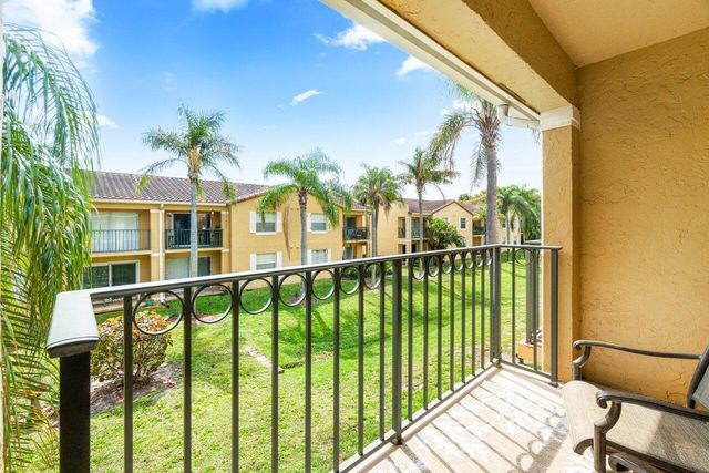 1140 Lake Shore Drive 202, Lake Park, FL 33403