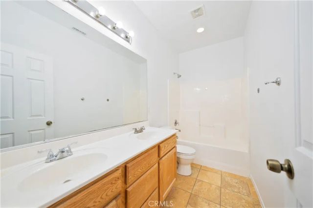 11797 Maywood, Adelanto, CA 92301