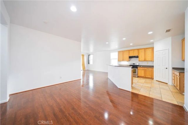 11797 Maywood, Adelanto, CA 92301