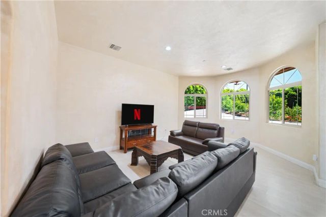 12605 Kagel Canyon Road, Sylmar, CA 91342