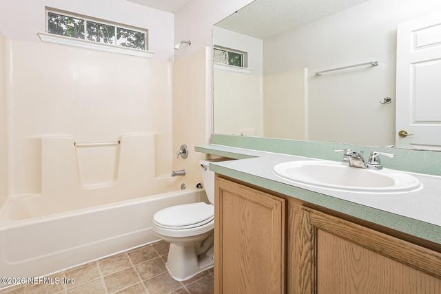 11516 JOLIET FALLS Lane, Jacksonville, FL 32258
