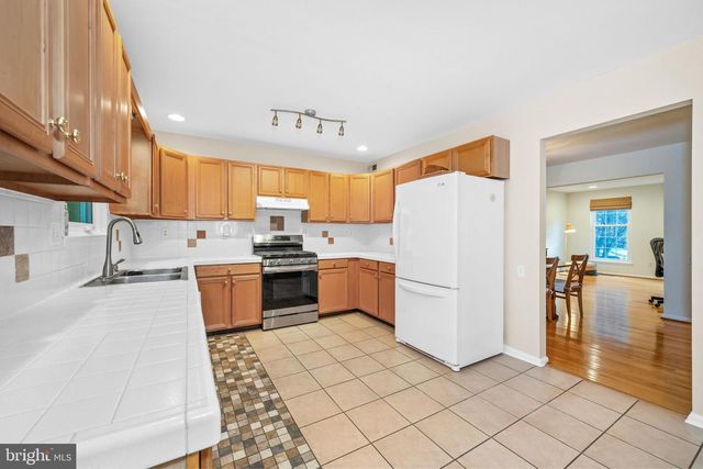 15 CHARLES PT. PT, Newark, DE 19702