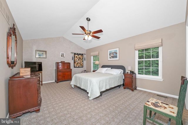 15 CHARLES PT. PT, Newark, DE 19702