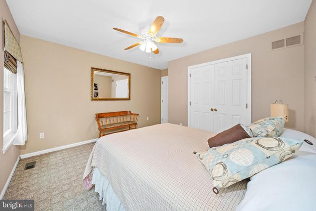 15 CHARLES PT. PT, Newark, DE 19702