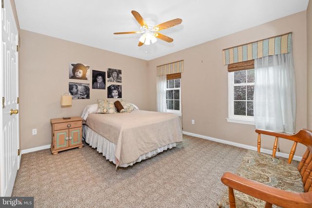 15 CHARLES PT. PT, Newark, DE 19702